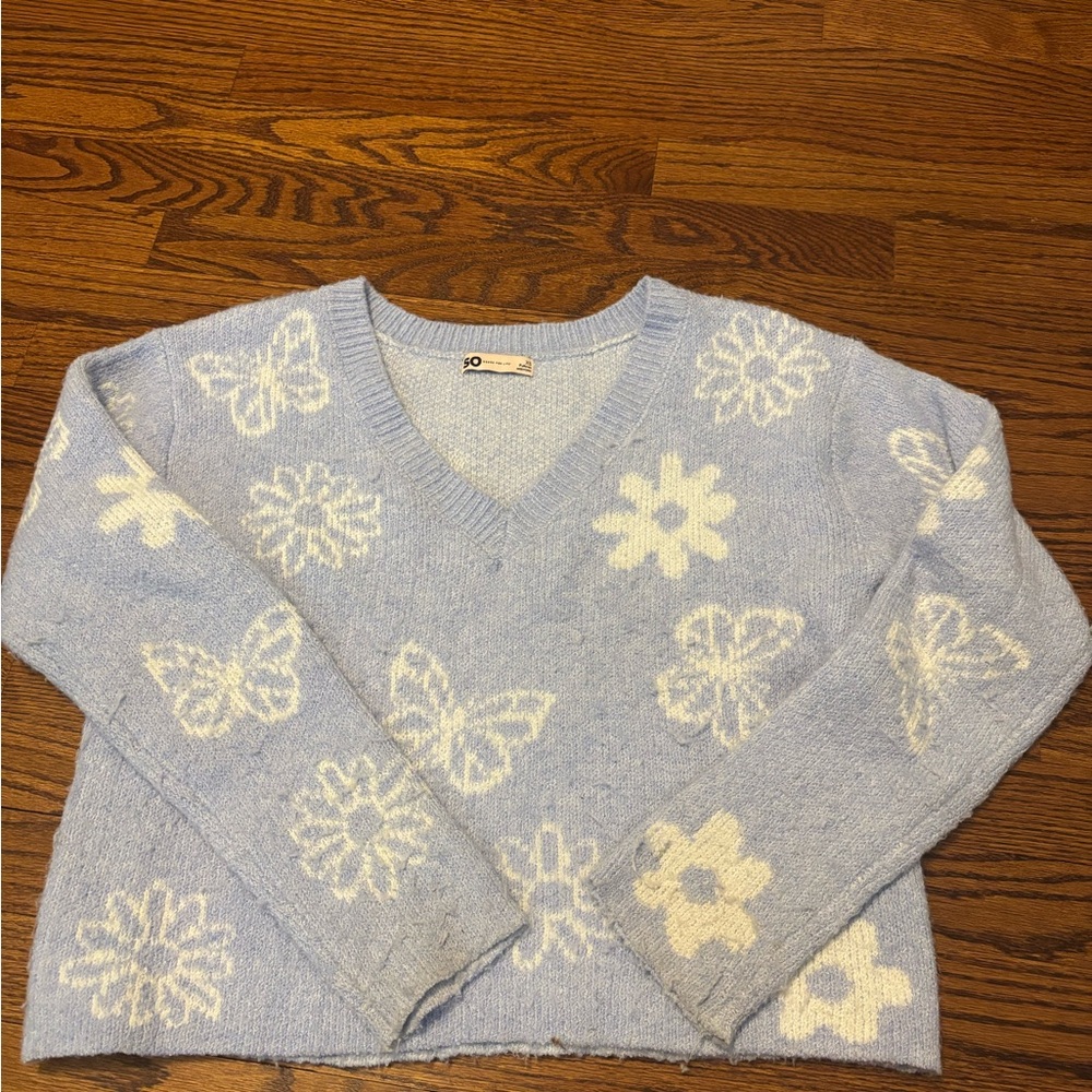 SO Light Blue V-Neck Sweater with White Floral & Butterfly Motif